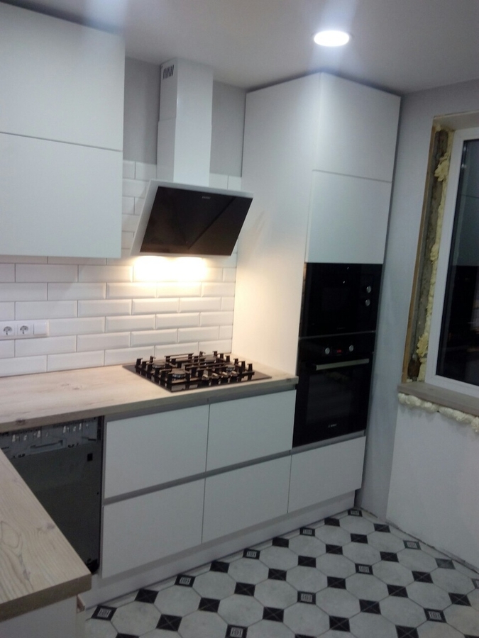 Белый кухонный гарнитур-Кухня из пластика «Модель 198»-фото1