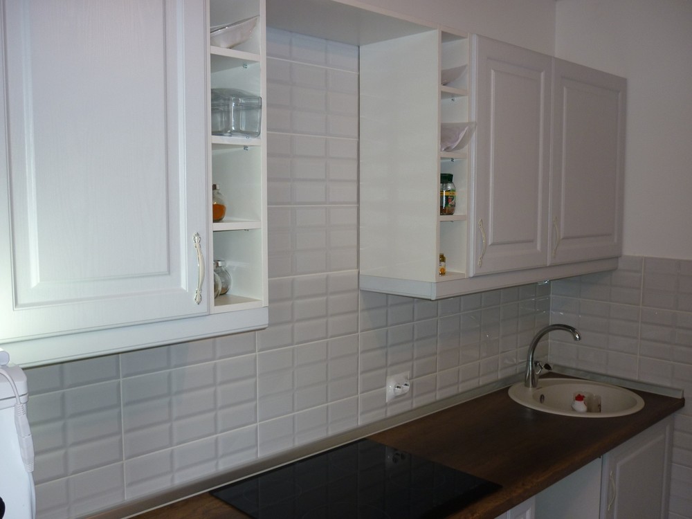 Белый кухонный гарнитур-Кухня МДФ в ПВХ «Модель 235»-фото3