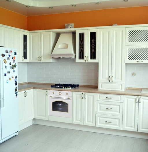 Белый кухонный гарнитур-Кухня МДФ в ПВХ «Модель 83»-фото3